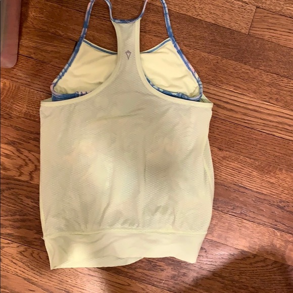 Kids ivivva two in one tank top, size 8. - Picture 3 of 4